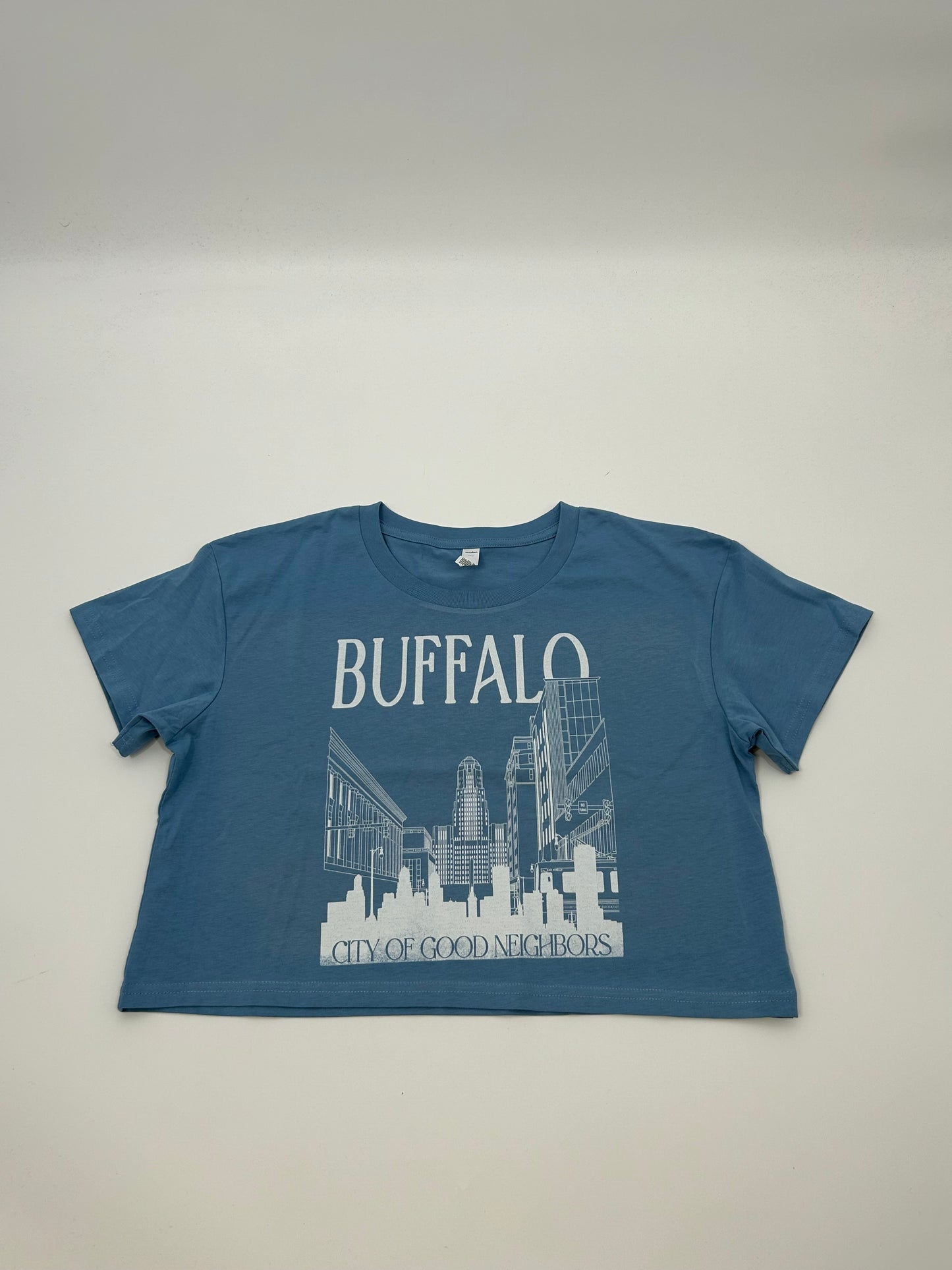 Tribute top Buffalo Cropped Tee